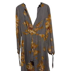 Lulus grey floral dress size M